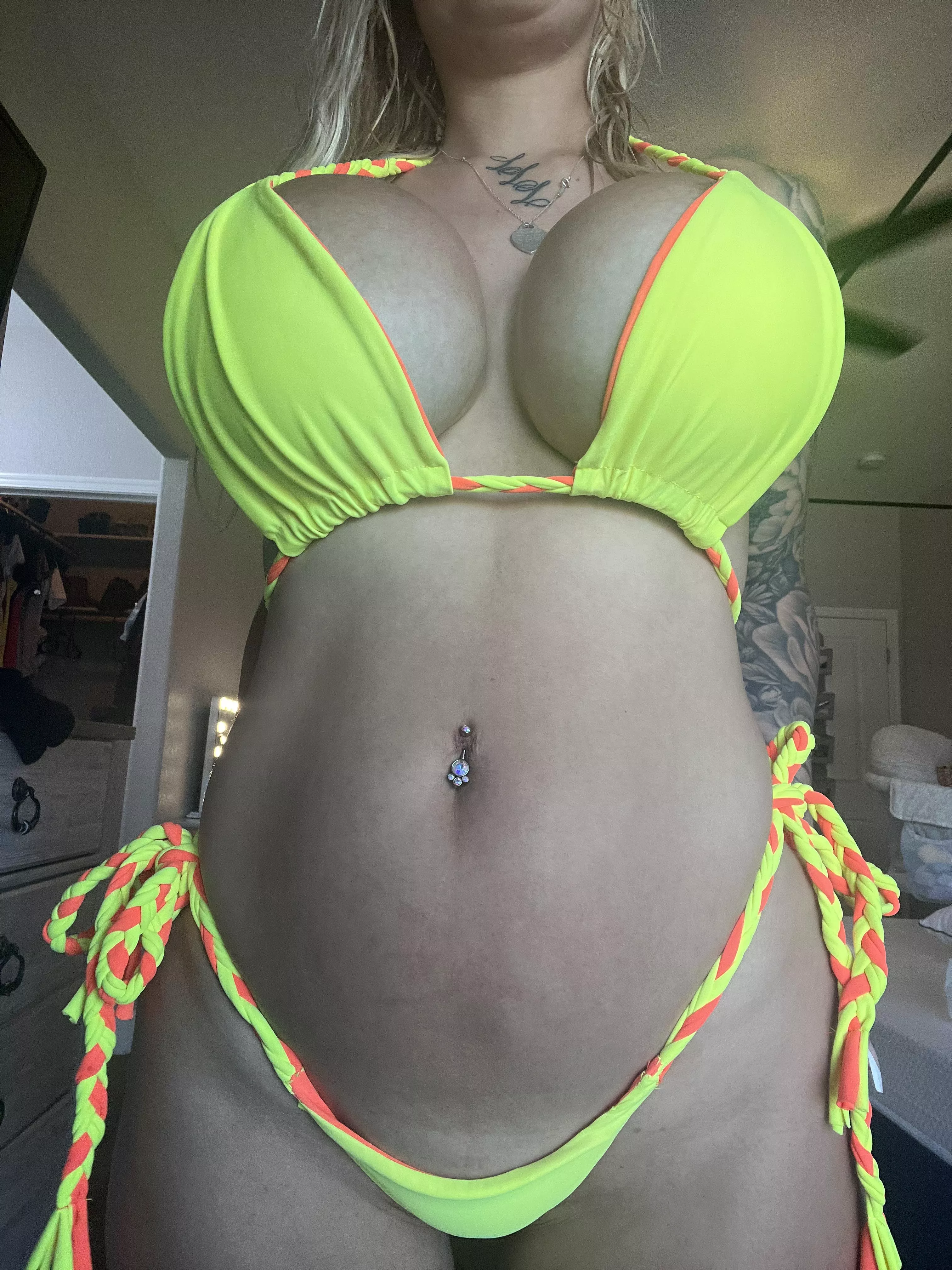 You like big MILF tits?