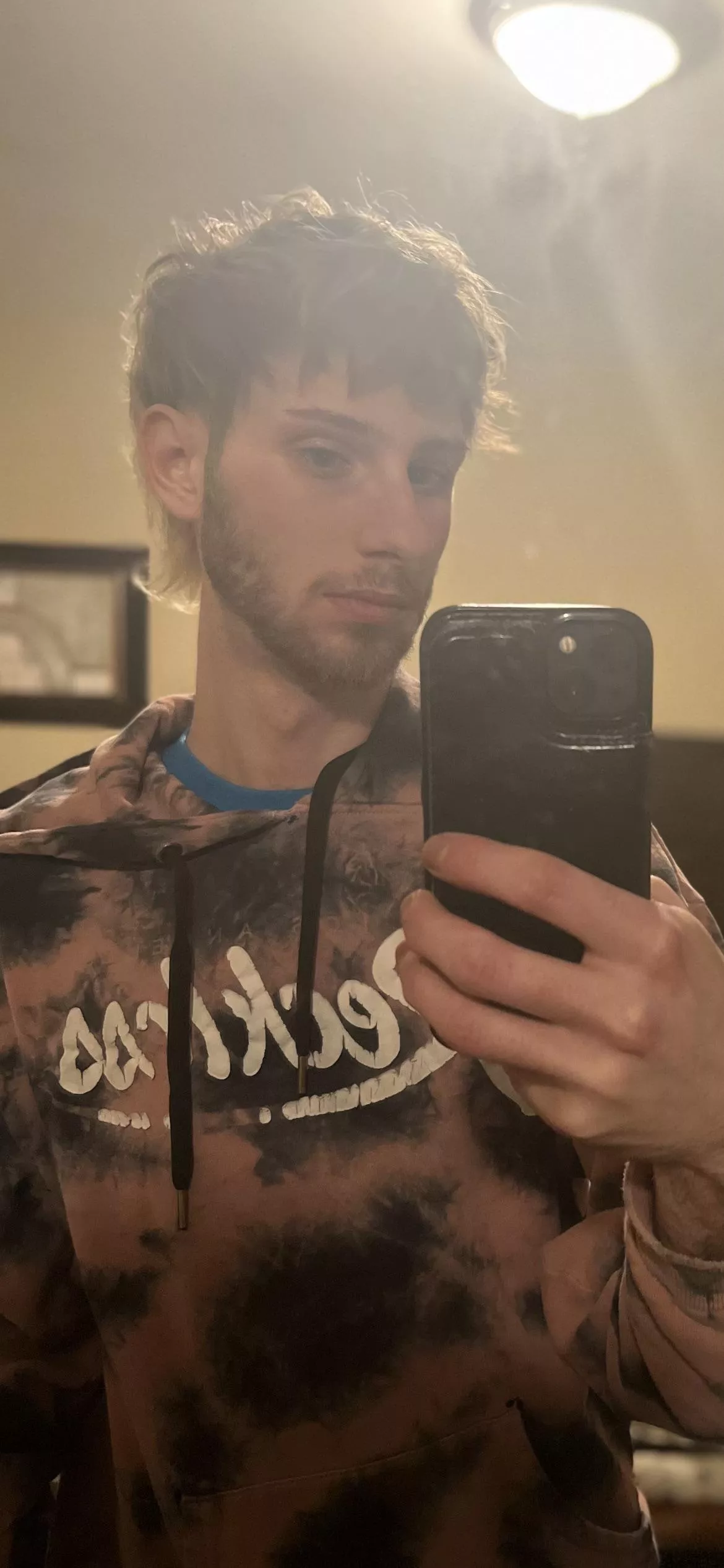 Anyone wanna play Dead by Daylight?