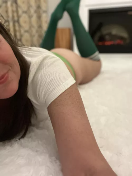 Cheeky in my green socks today [f]