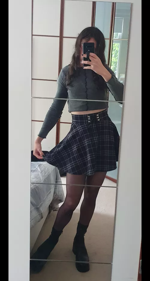 Chickened out of going to the store in this fit