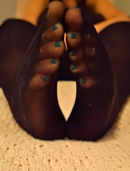Do you like seeing my toes through these?