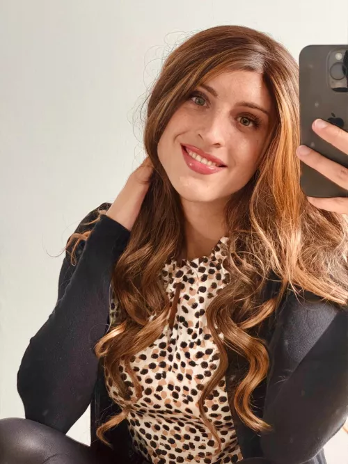 Hi 💕 Felt cute :>