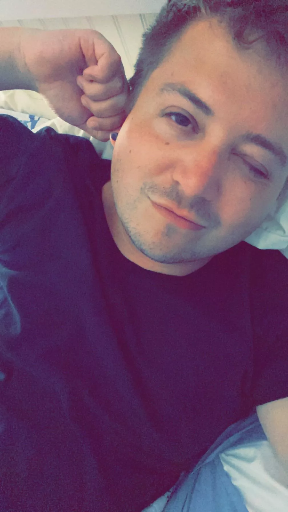 I need more friends on PSN 👽