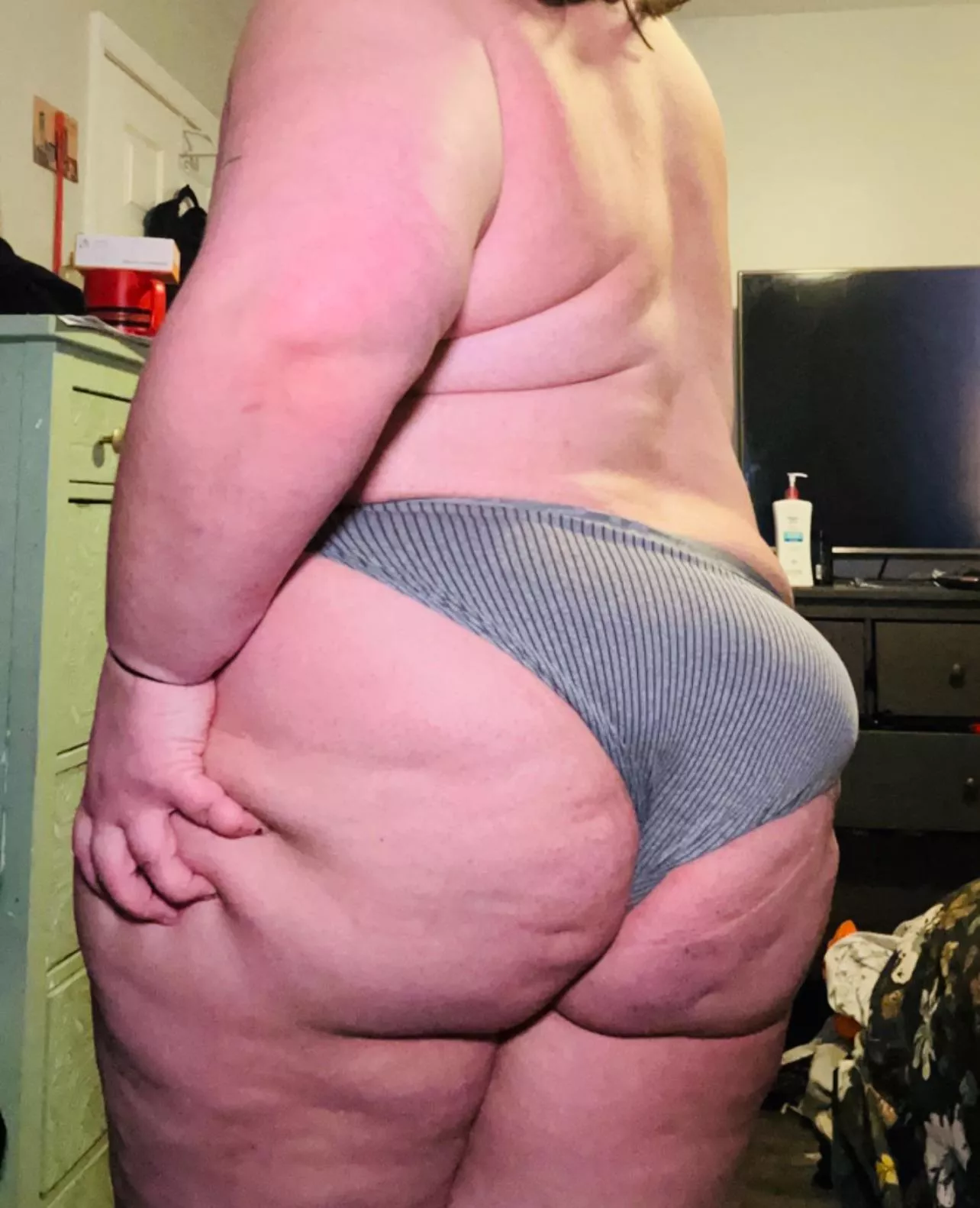 I was told that with an ass like mine, I should get anything I want… do you agree?