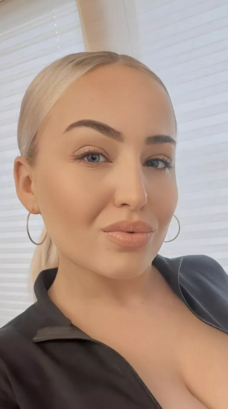 I've been told that guys aren't into pale girls anymore