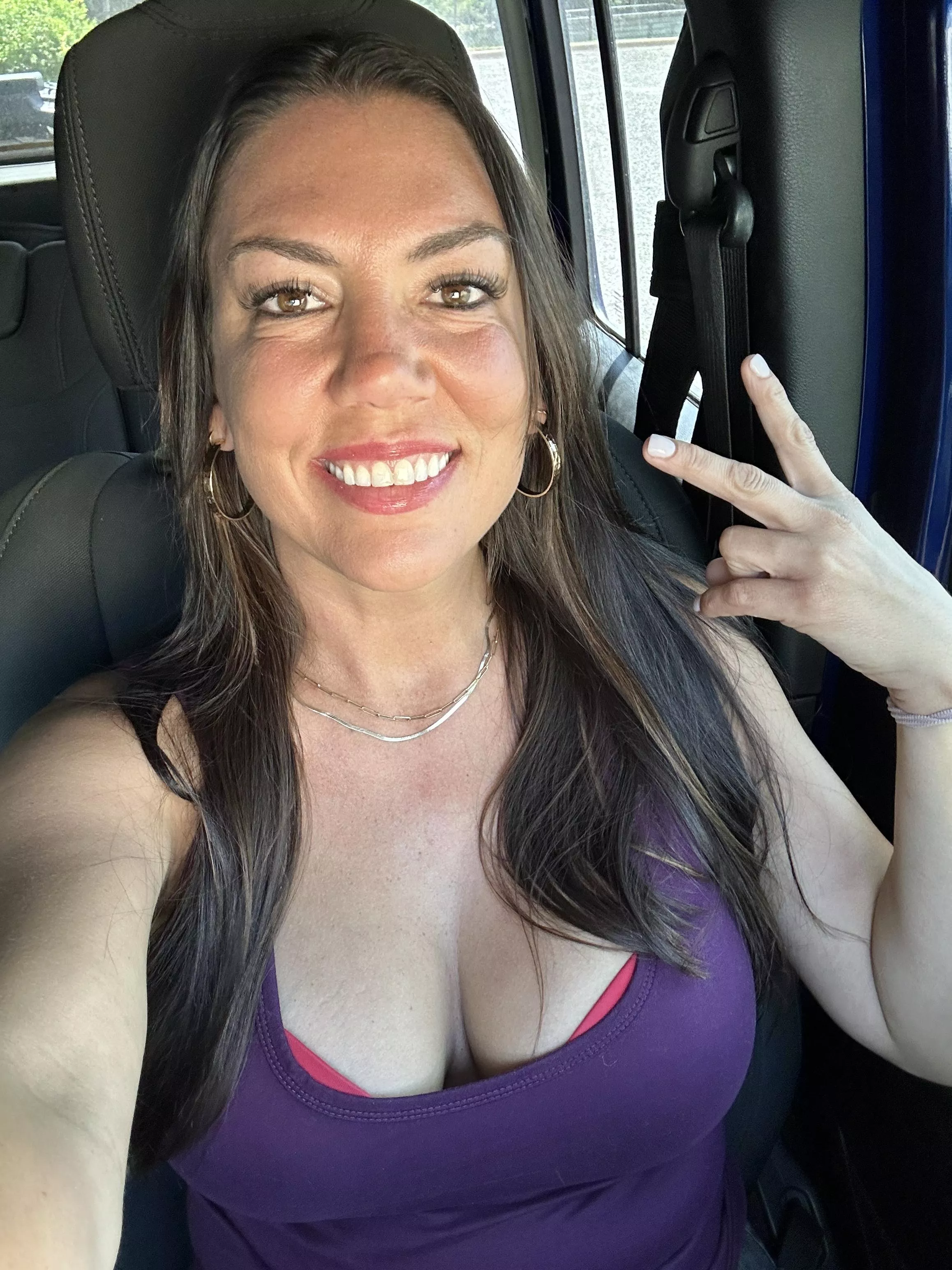 No matter what I wear I love giving you easy access [f]