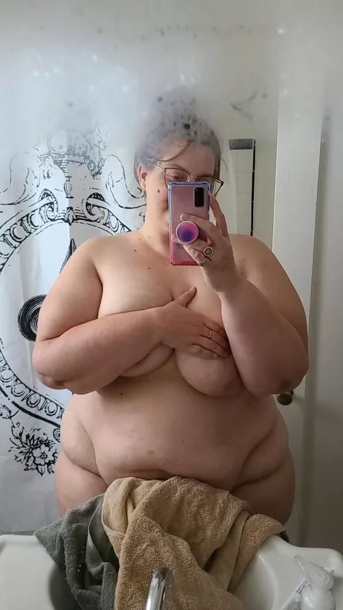 Shower time 💦💦