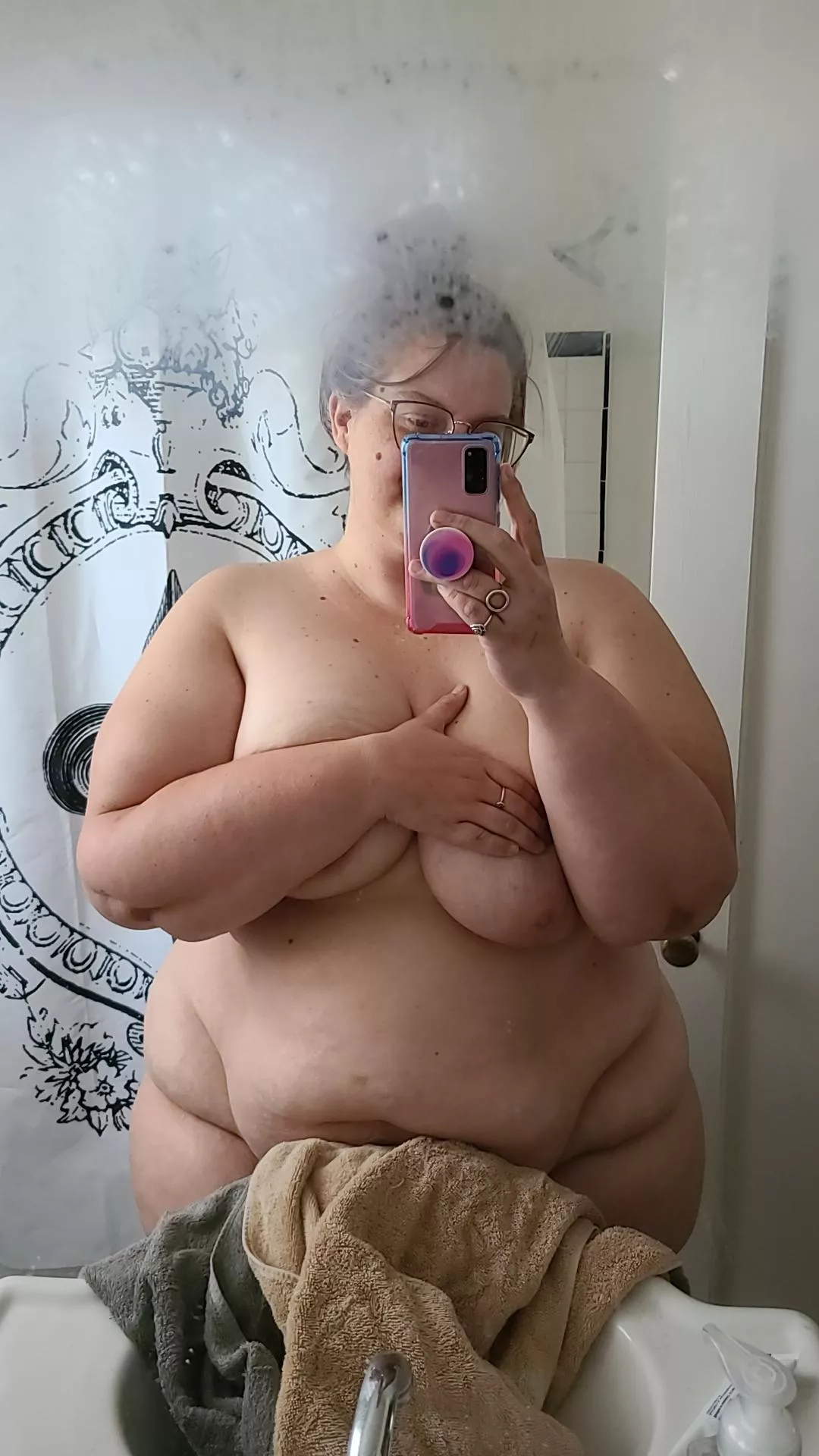 Shower time 💦💦