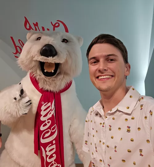 What can I say, I like bears π»ββοΈ anyone down for a chat? π