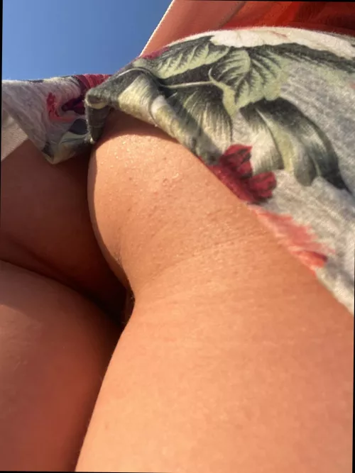 why settle for a peach emoji when you can have the real thing?