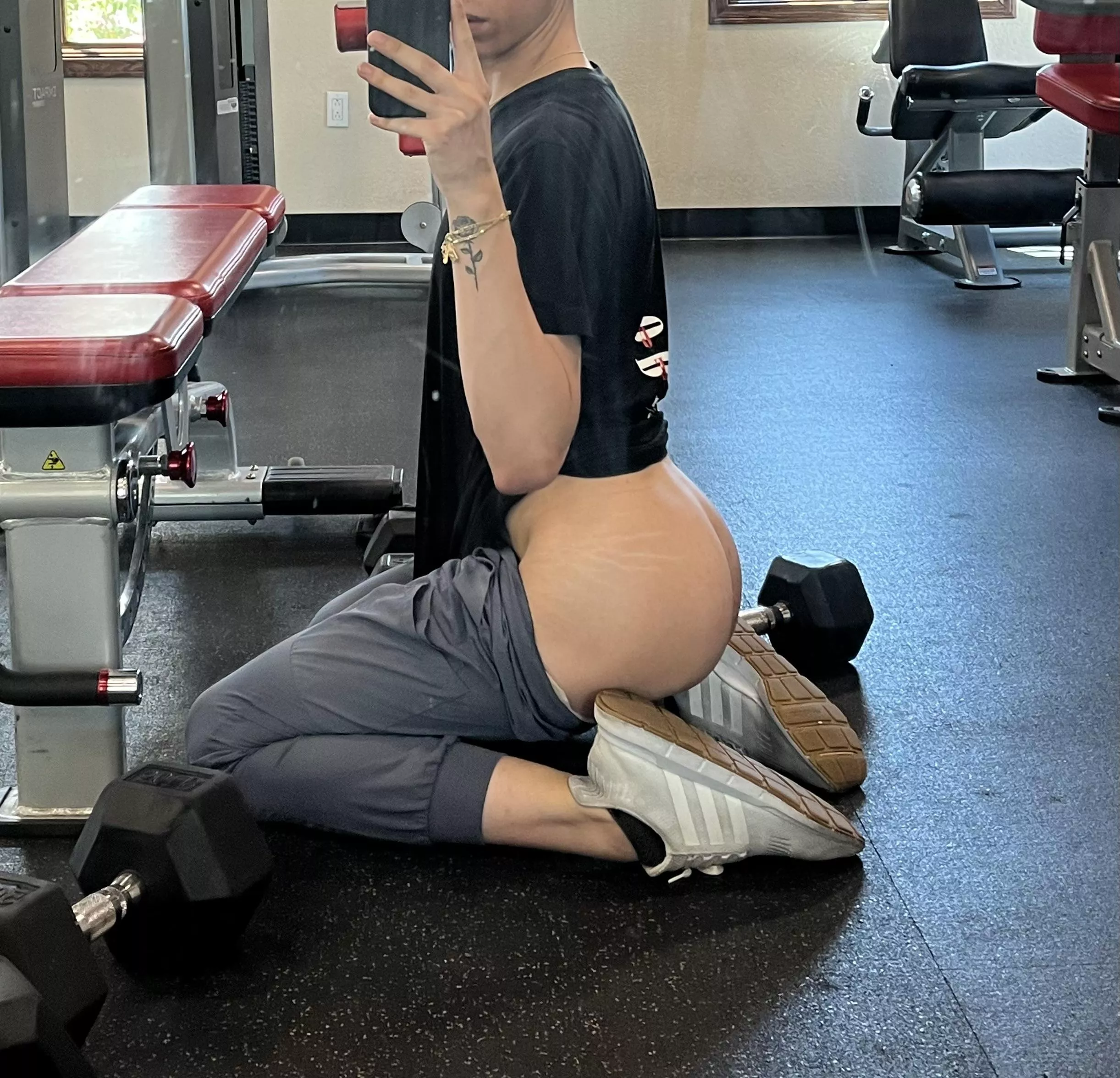 Would you be my workout partner? 🥺