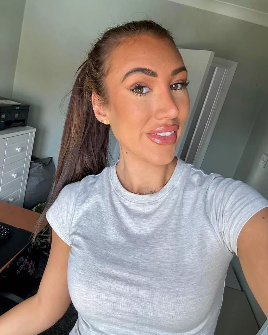 Would you take me to dinner or coffee