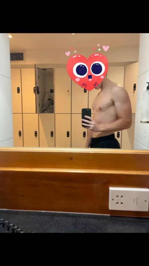 27 looking for fem/sissy/trans joe20022