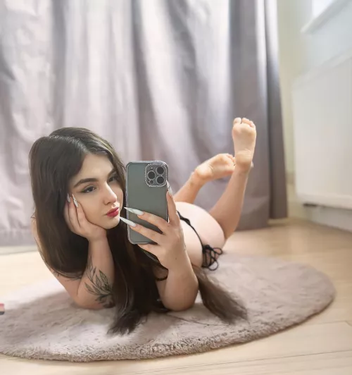 A real babe is one thats horny 24/7