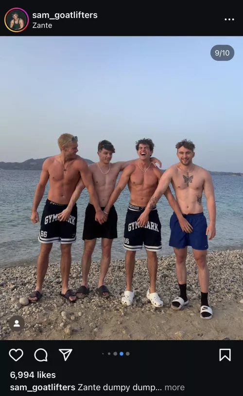 Just gym bros helping each other cover up (Not OC)