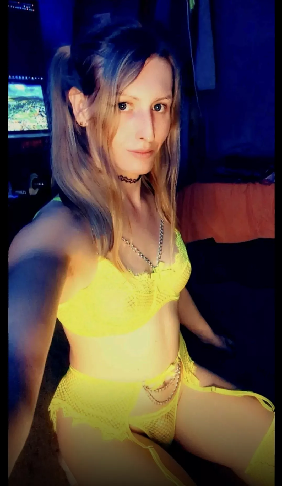 Look at what the titty Skittles did to me😏