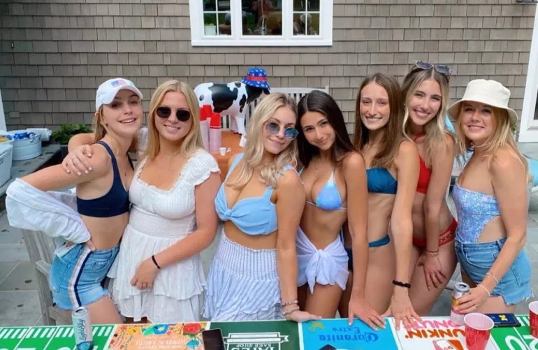 Middle 2 just outshine everyone else 