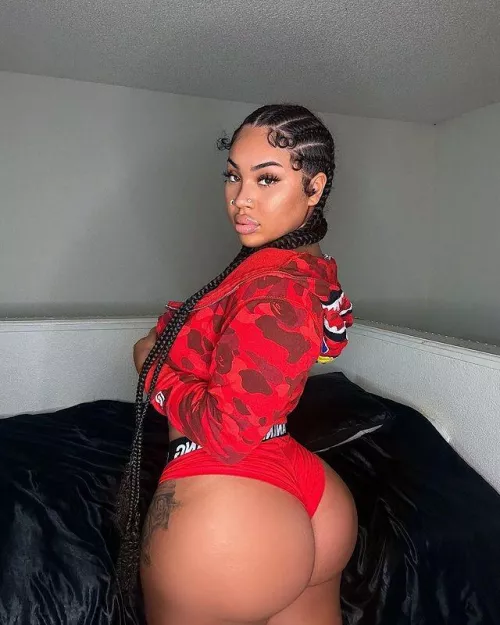 Sexy no doubt!!😛😛🍑🍑💦