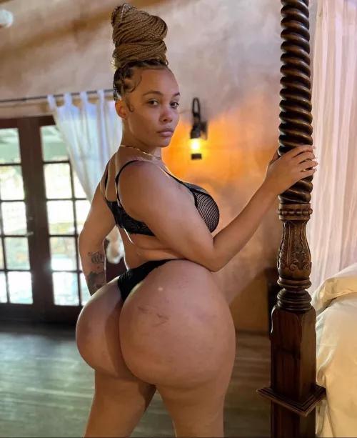 She blessed with two pillows