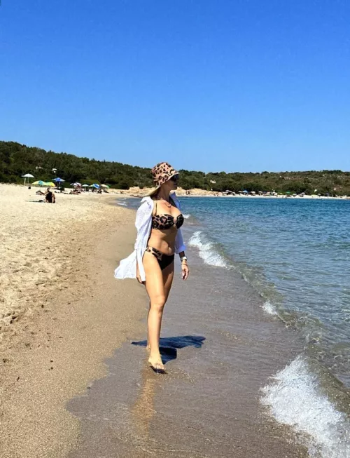 started my day early on the beach