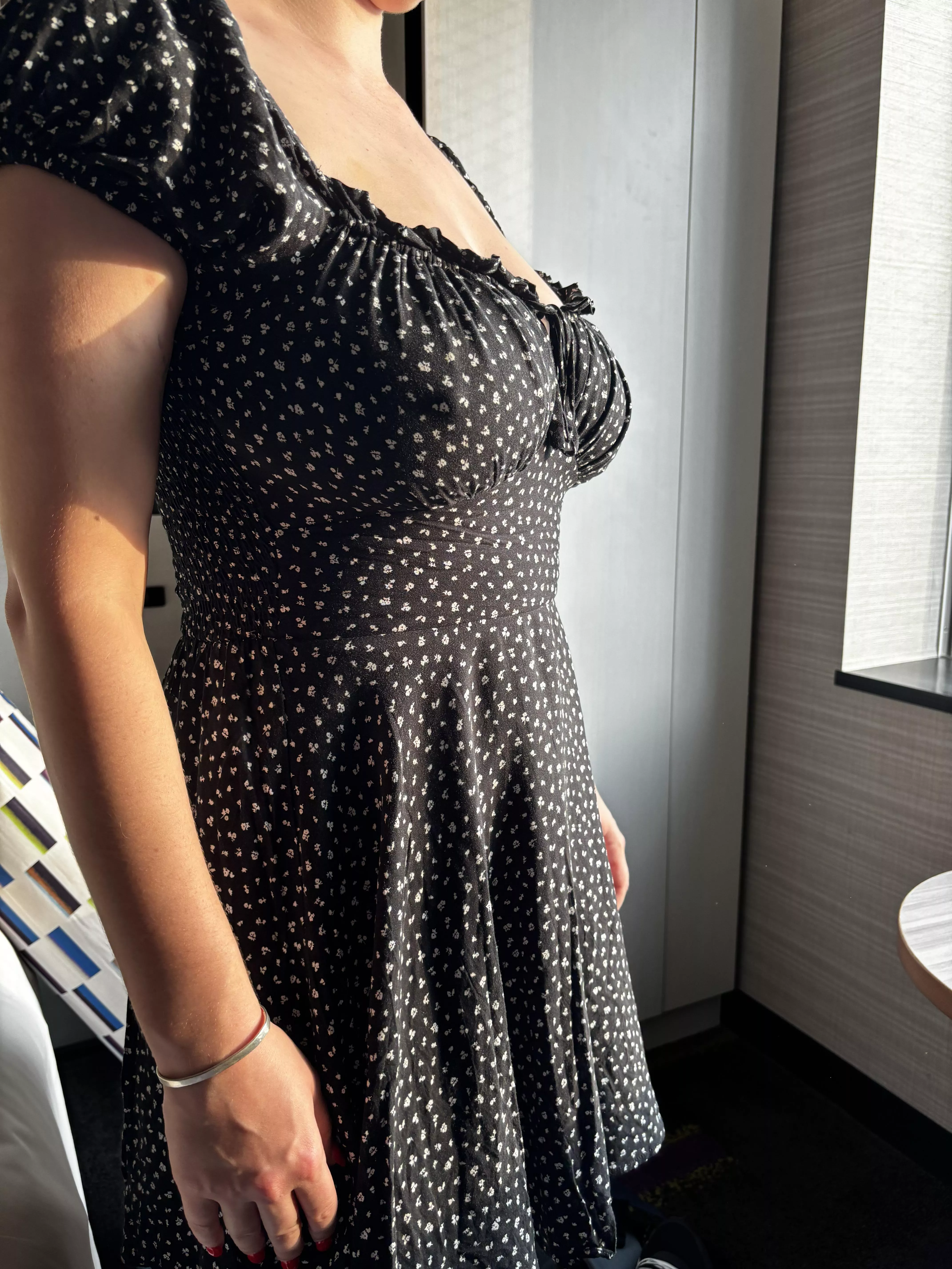 Sundress and golden hour ☀️🌻