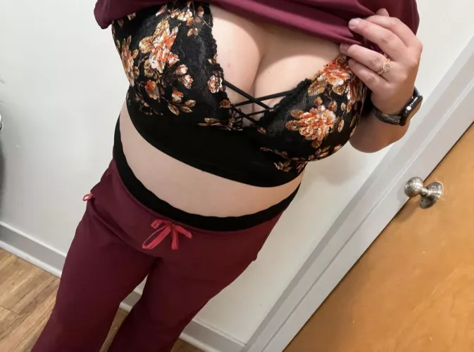 too bad my coworkers don’t know what i do in the locker room 