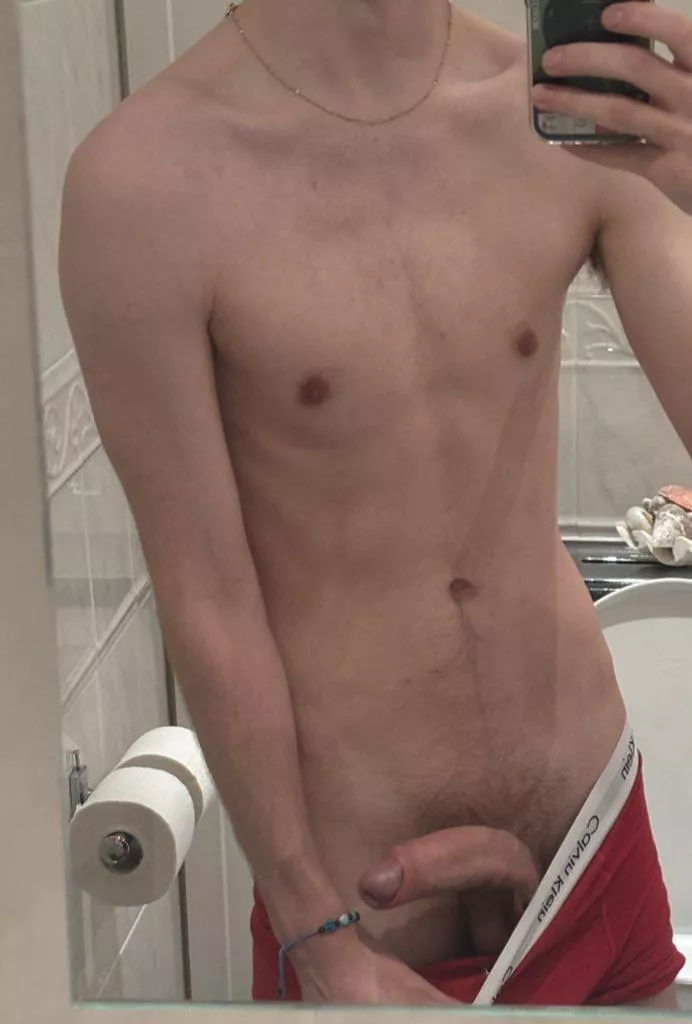 20 someone come suck me im too hard 