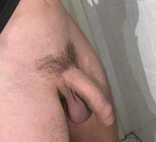 (23) Both are hanging in there 😬