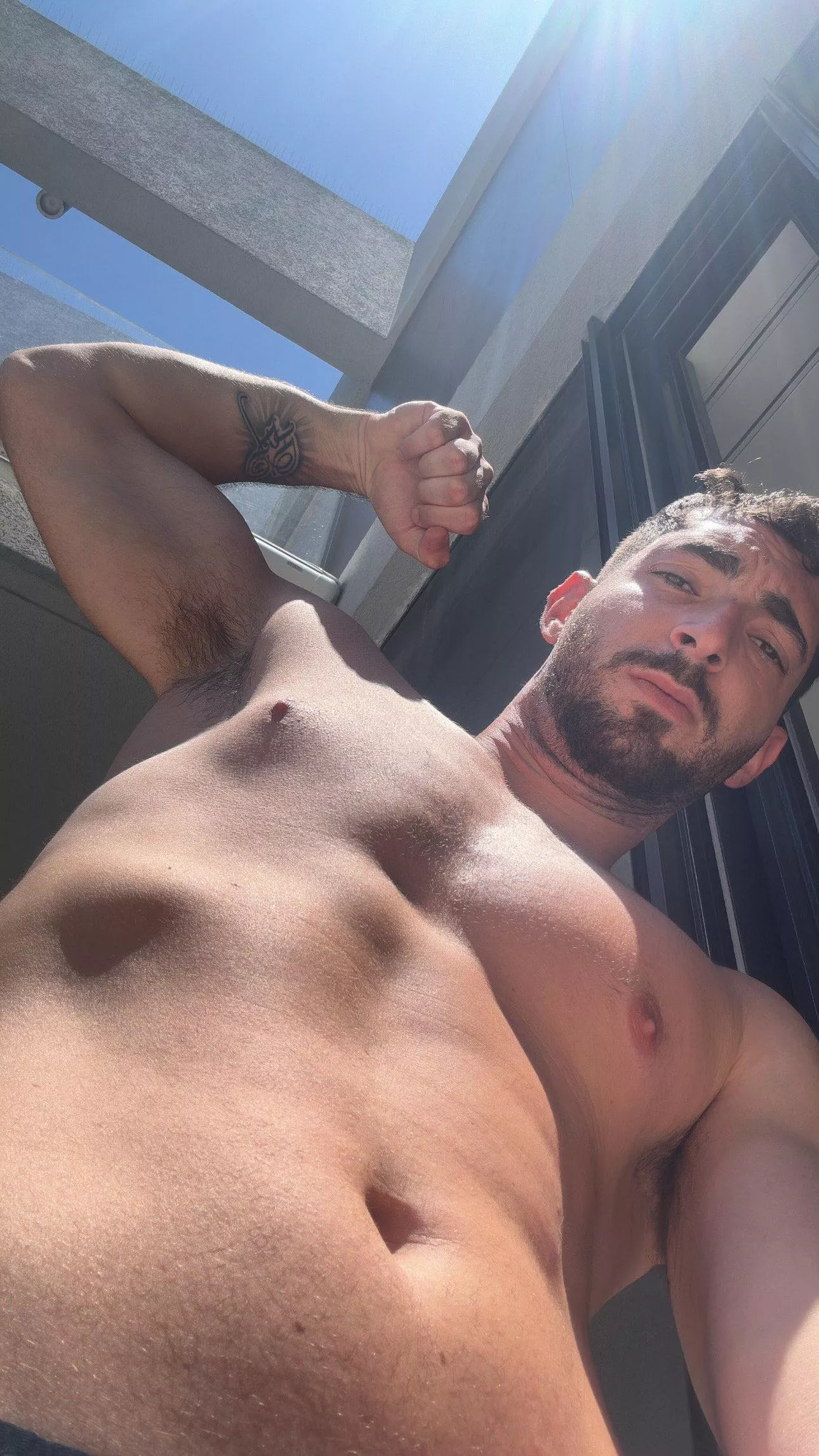 (25) Smelly and sweaty