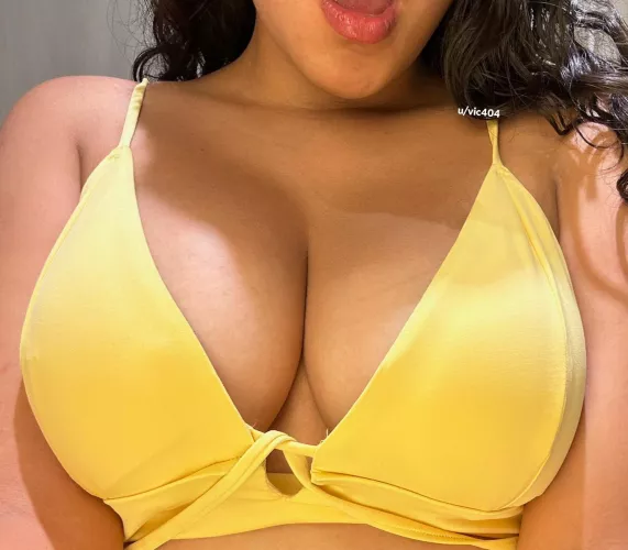 Felt cute in this bikini :) 19[f]