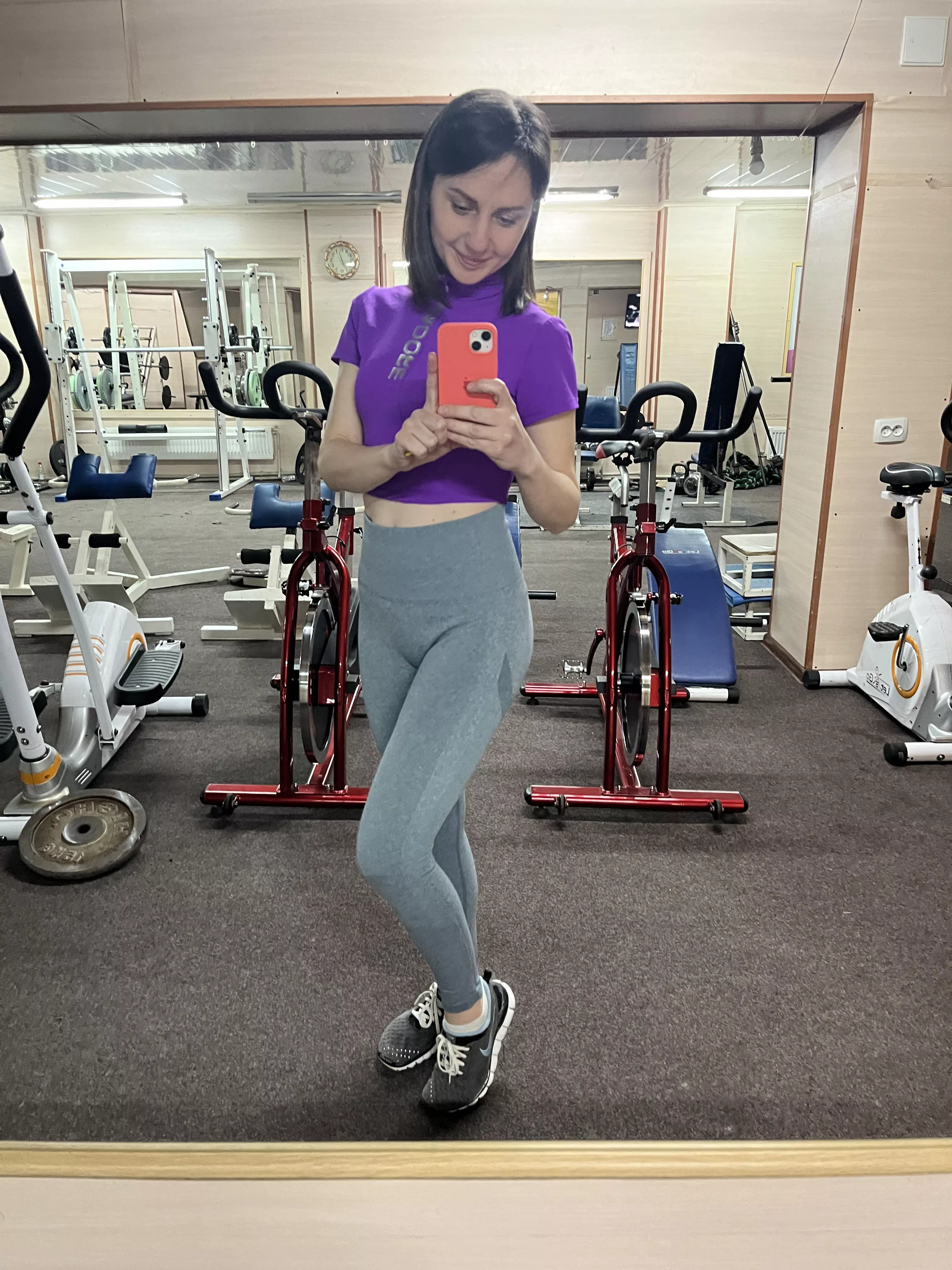 I love the way leggings fit around my legs