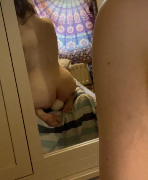 🐇🍑is it okay that i sleep with my tail in?🍑🐇