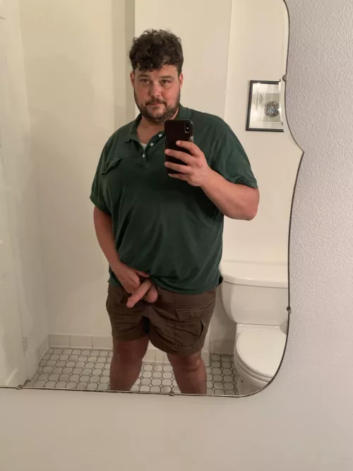 Meet me in the bathroom at the BBQ?