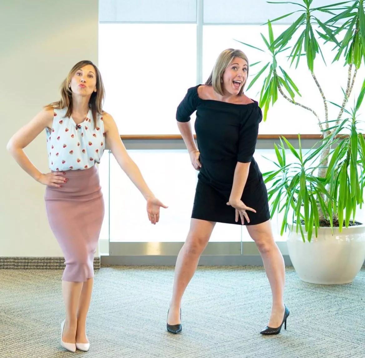 Who are you sleeping with ? [2]