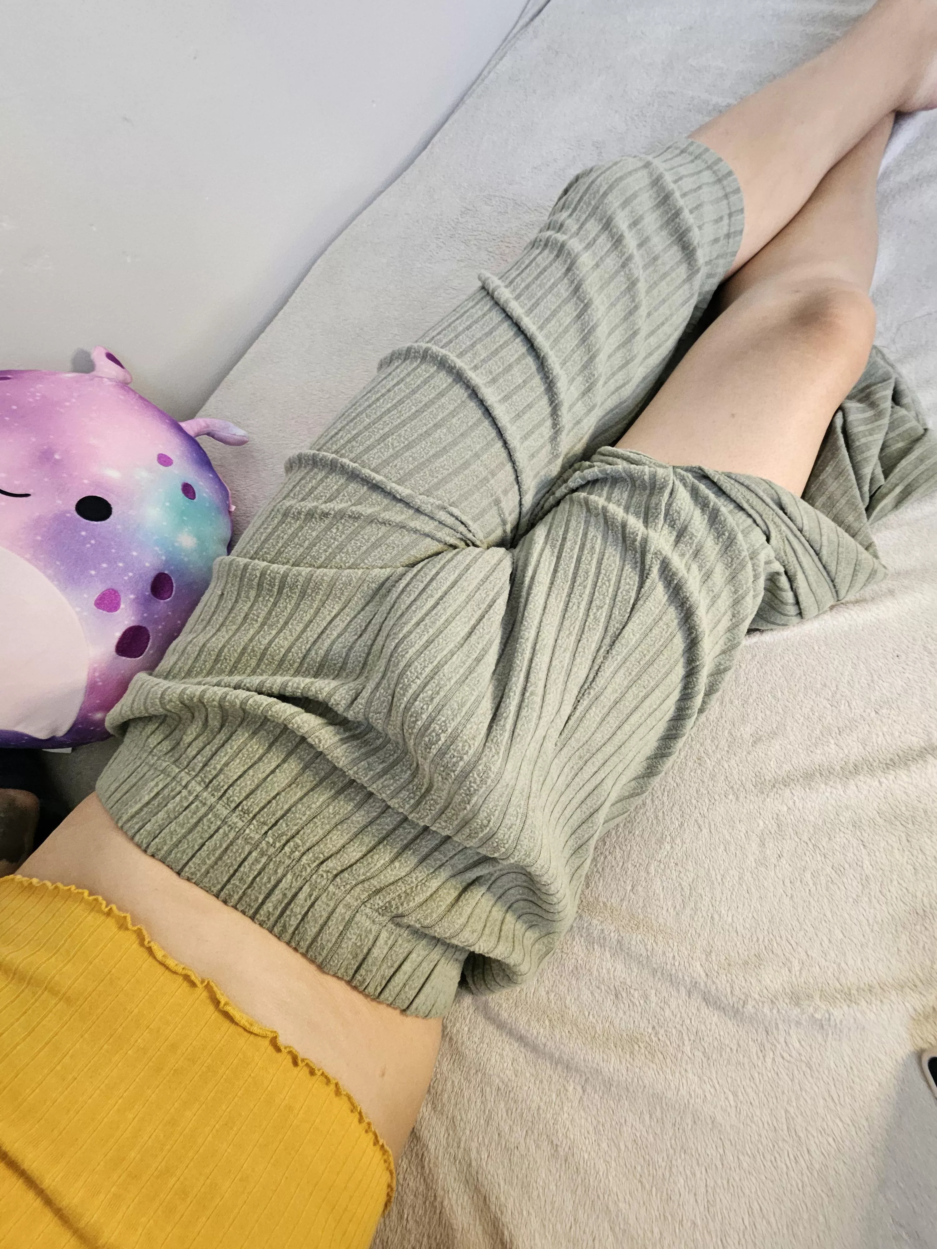 Can you see how big it is by the bulge…👀🍆