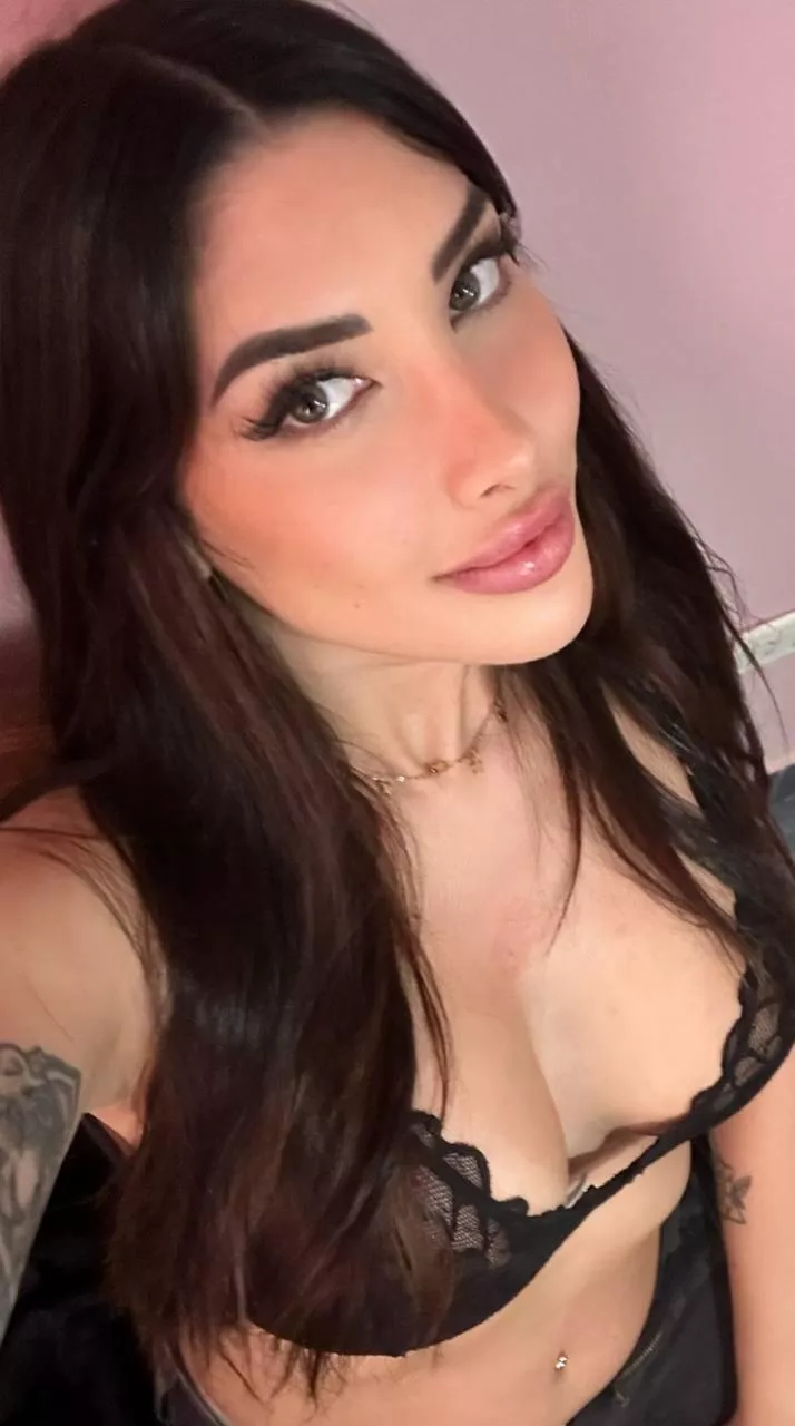 Cover me with your cum, please 😈
