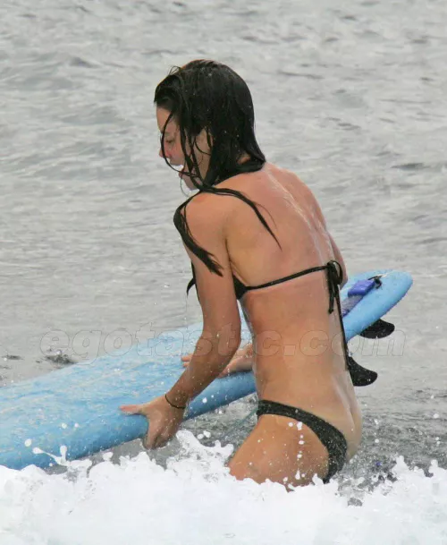Evangeline Lilly Surfing