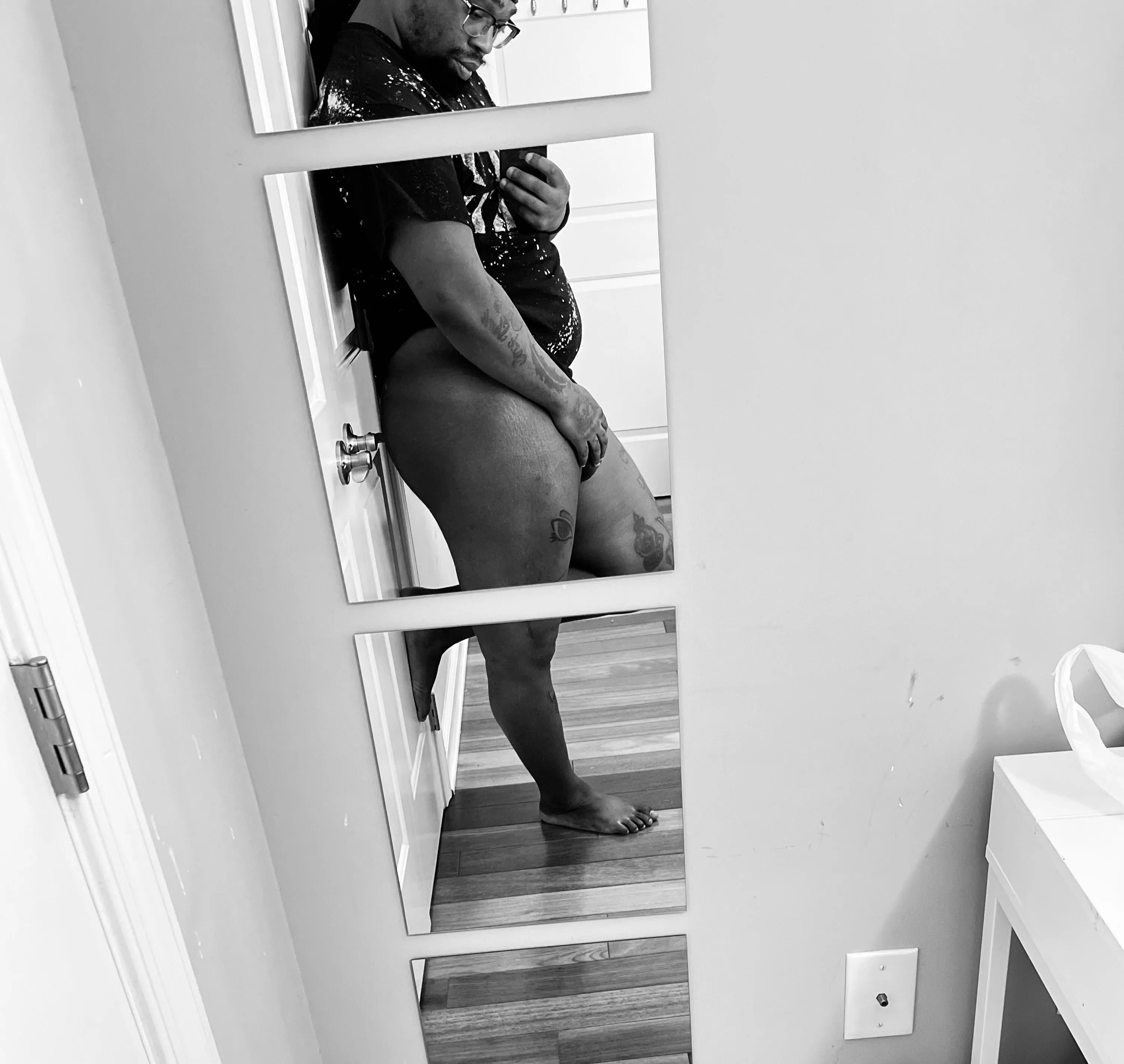 I give to you thighs