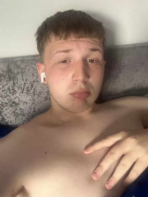 Should I keep shaving the beard or let it grow x