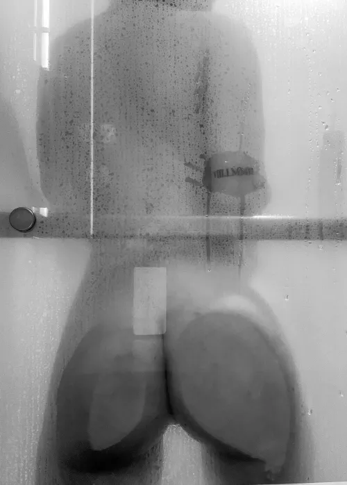 Who wants to play with me in the shower