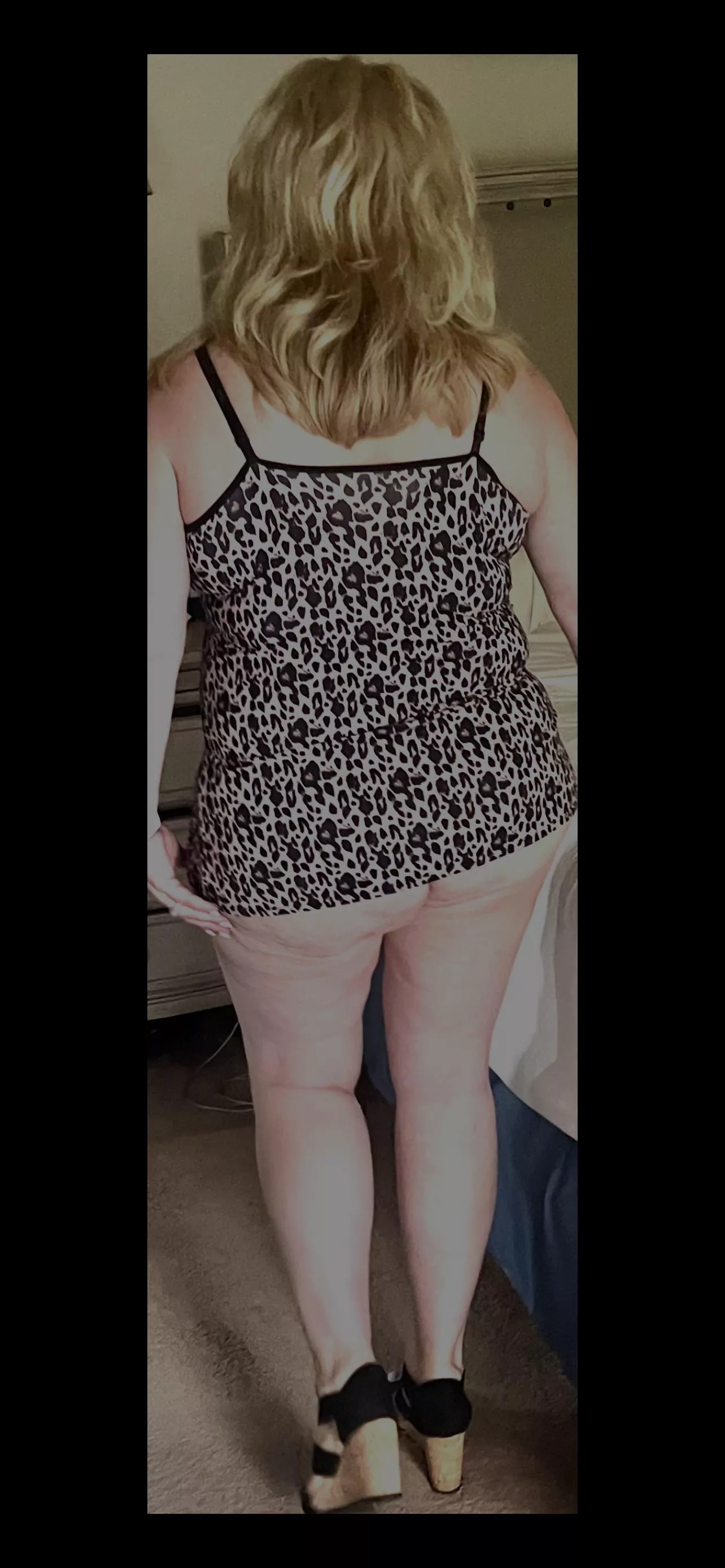GILF Wife Butt