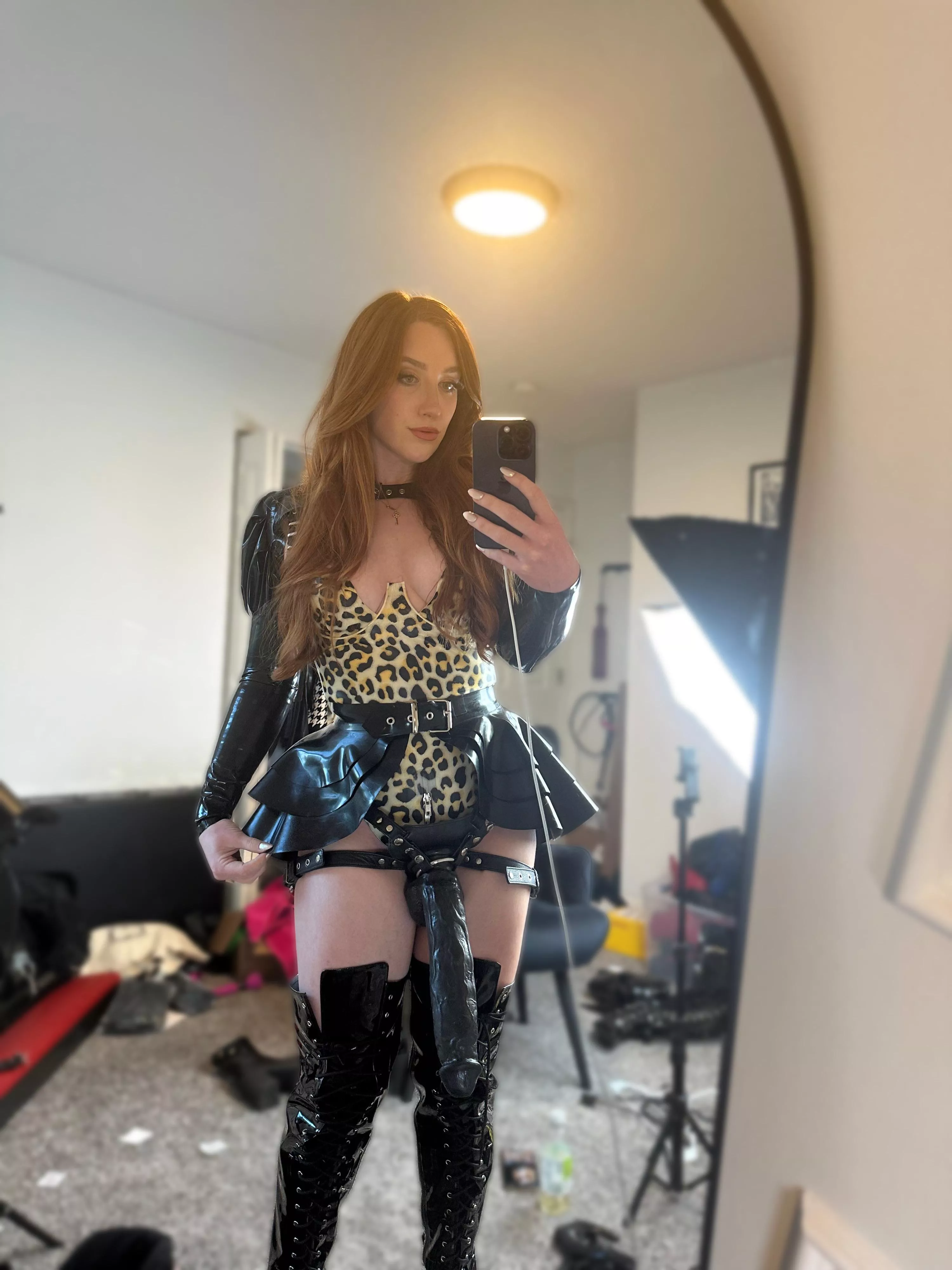 I don’t like small cocks. So why would I wear one? 🤭 Big cocks only for you 