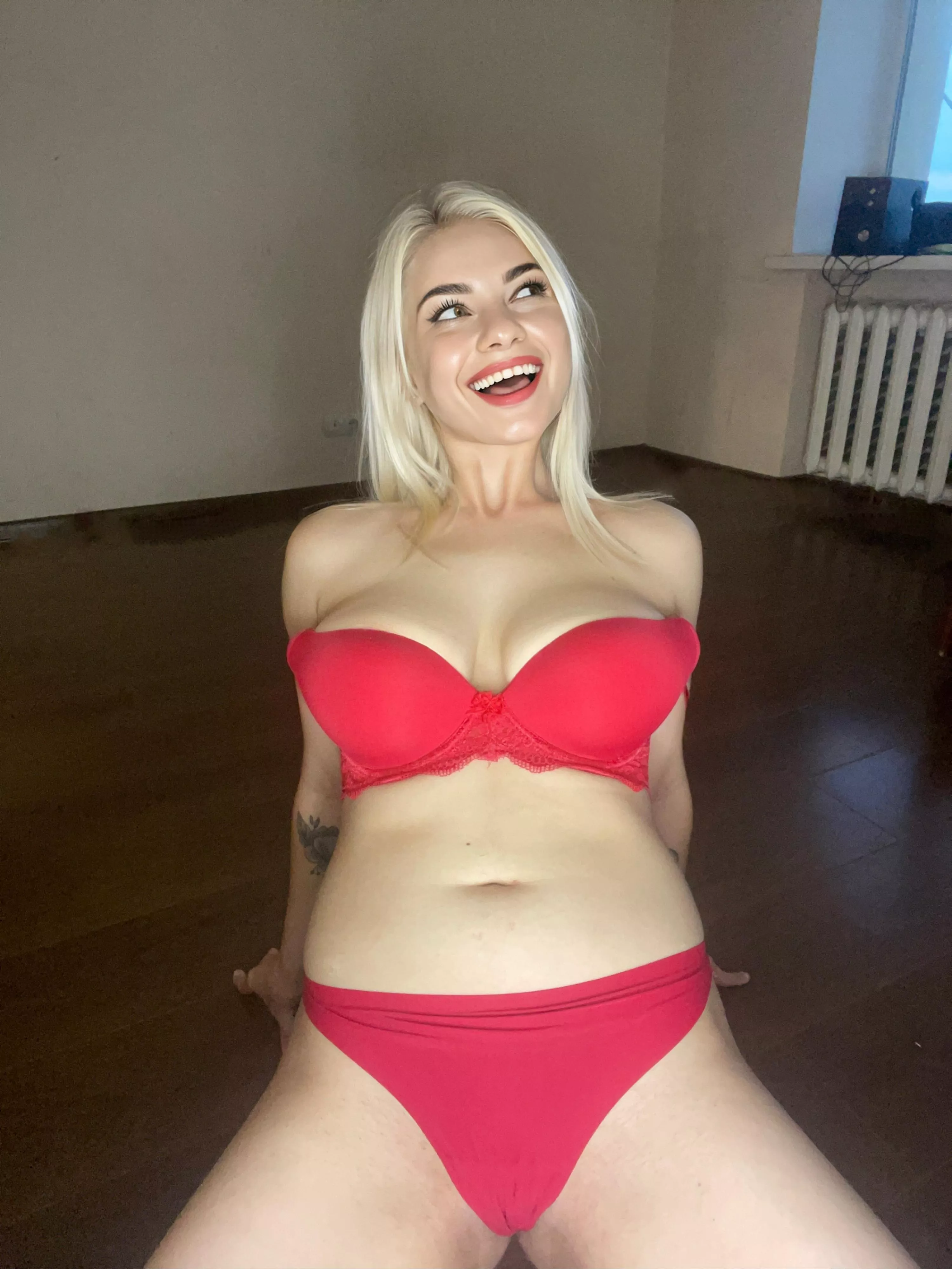 Lets have some fun in my undies..