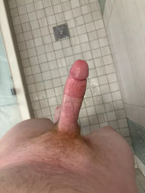 Looking v ginger-y in the hotel shower..