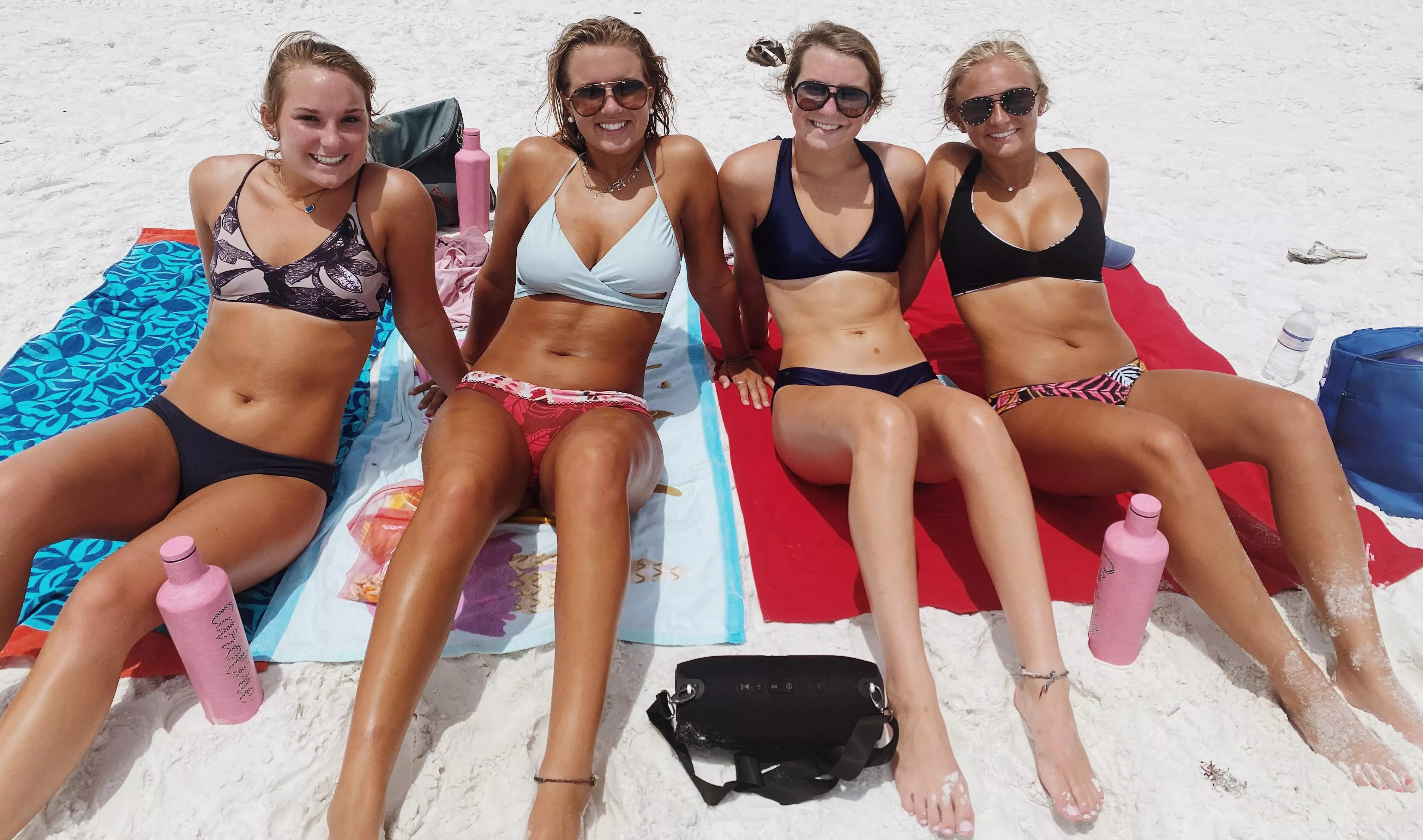 Which 18yos are Going to be Popular on Campus? (Abbey, Caroline, Greer, Alyssa)