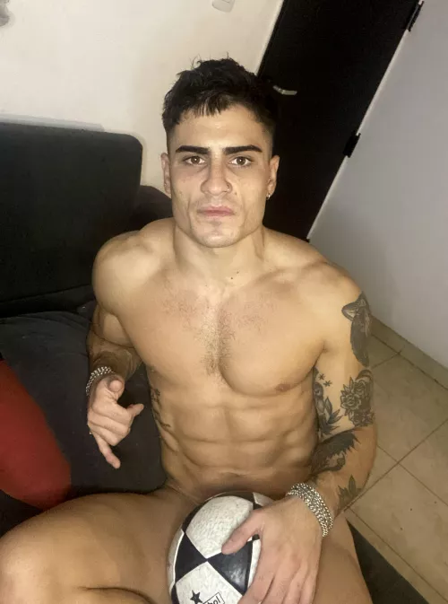  [24] Soccer skills aren't the only thing I'm good at flexing 