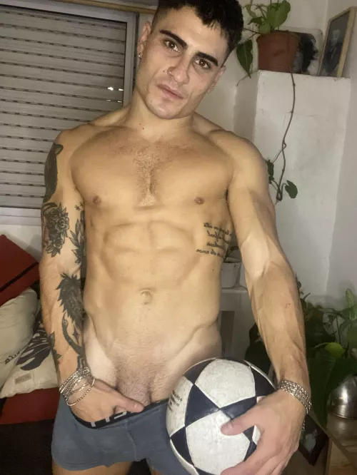  bet you wish you could touch this soccer body 
