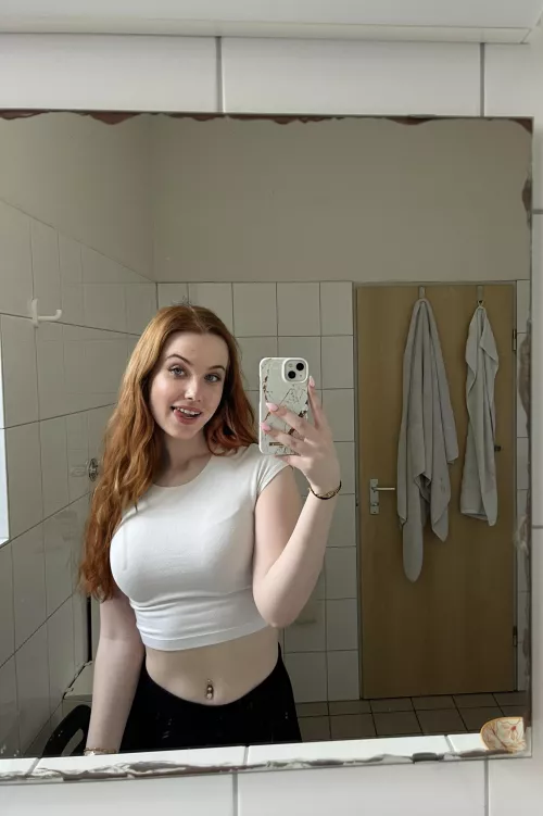 do you like my white top