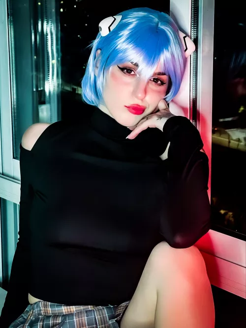 Don’t you dare break eye contact