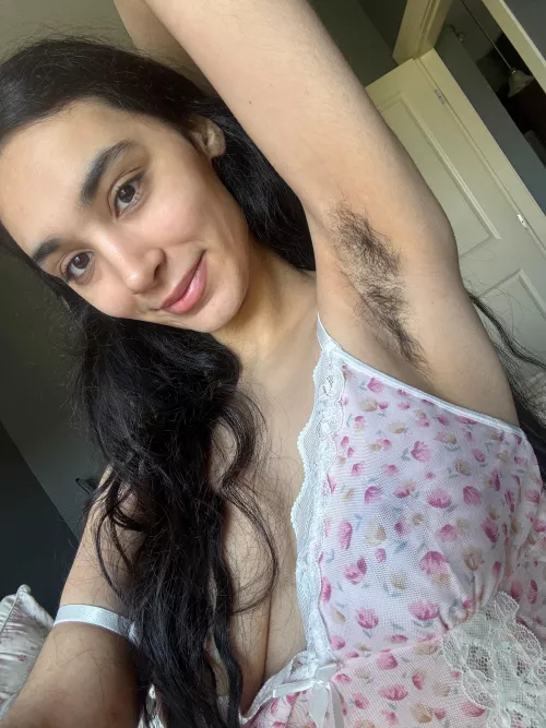 Guys who like hairy armpits are so hot